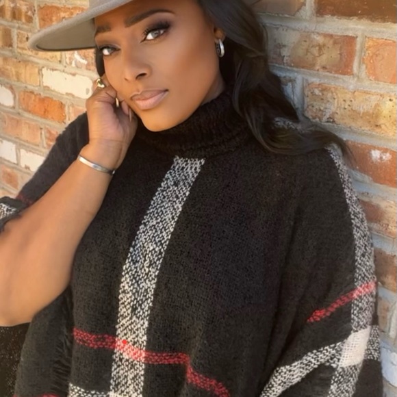 Fall Poncho - Picture 4 of 9